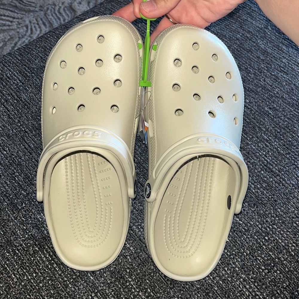 Crocs Bone